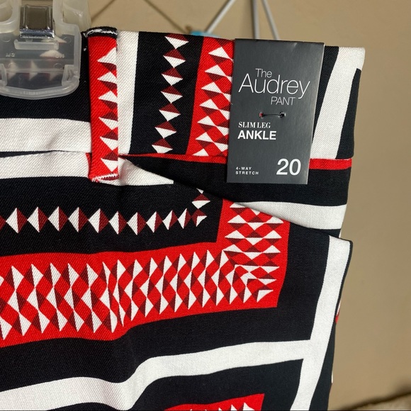 - NY&Co Pants 🌻✨ - Picture 8 of 8